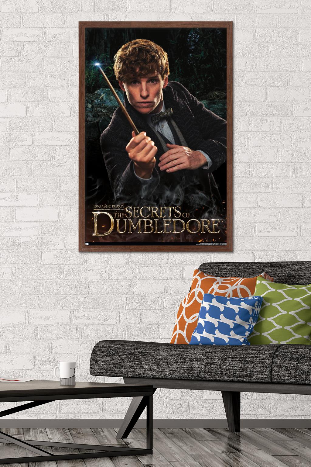 Fantastic Beasts: The Secrets of Dumbledore - Newt Wall Poster, 22.375" x 34" Framed