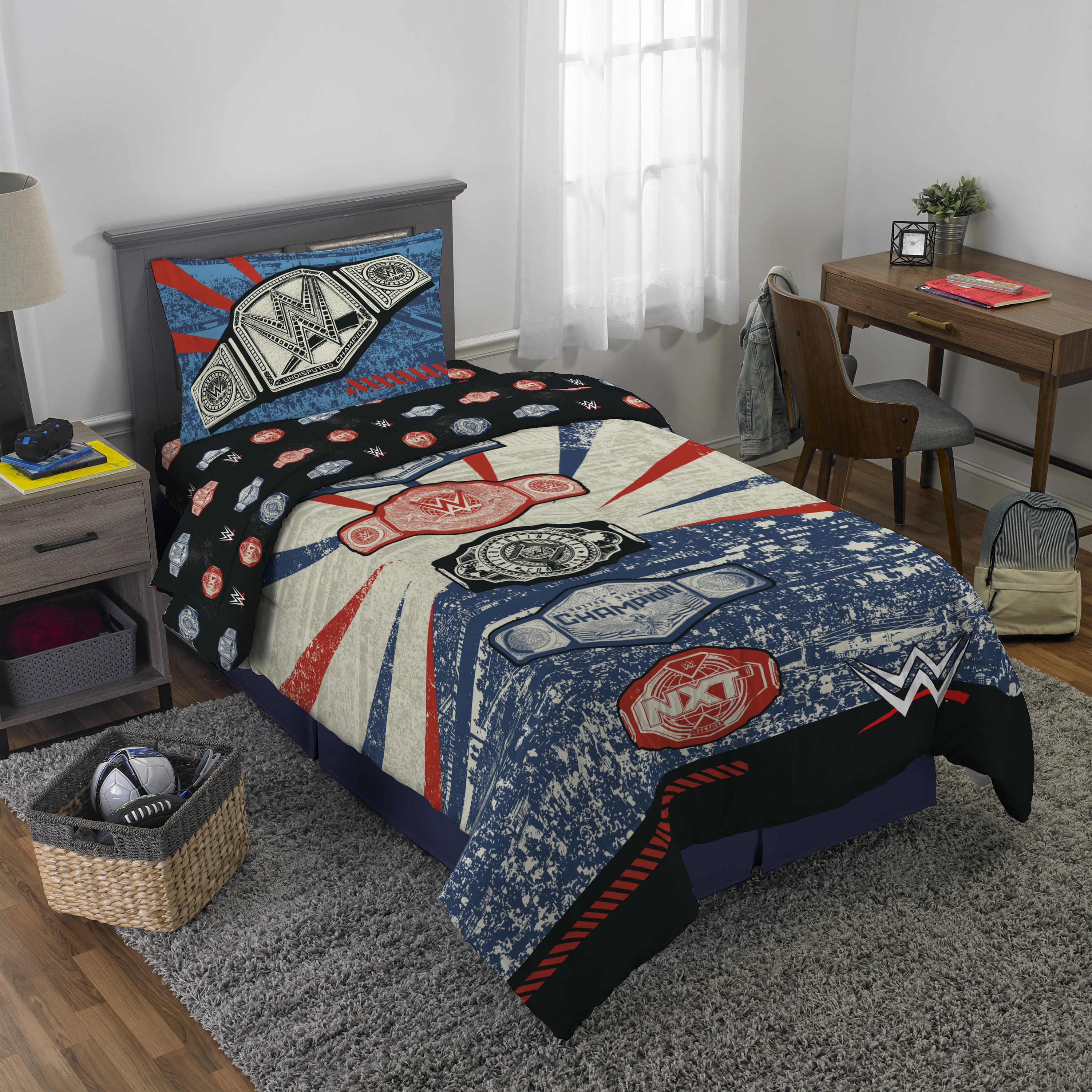 WWE Kids Twin Bed in a Bag, 4Pc Bedding Set, Comforter and Sheets