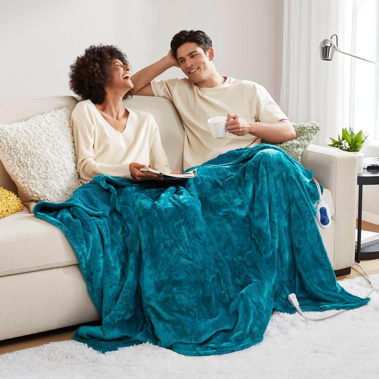 Heated Blanket, Eletric Throw Blanket, Soft, Warm, Reversible Plush - Sherpa Heating Blanket Throw for Office, Couch, 3 Heat Settings, 2 hr Auto Shut Off, Machine Washable, 50 x 60 Teal
