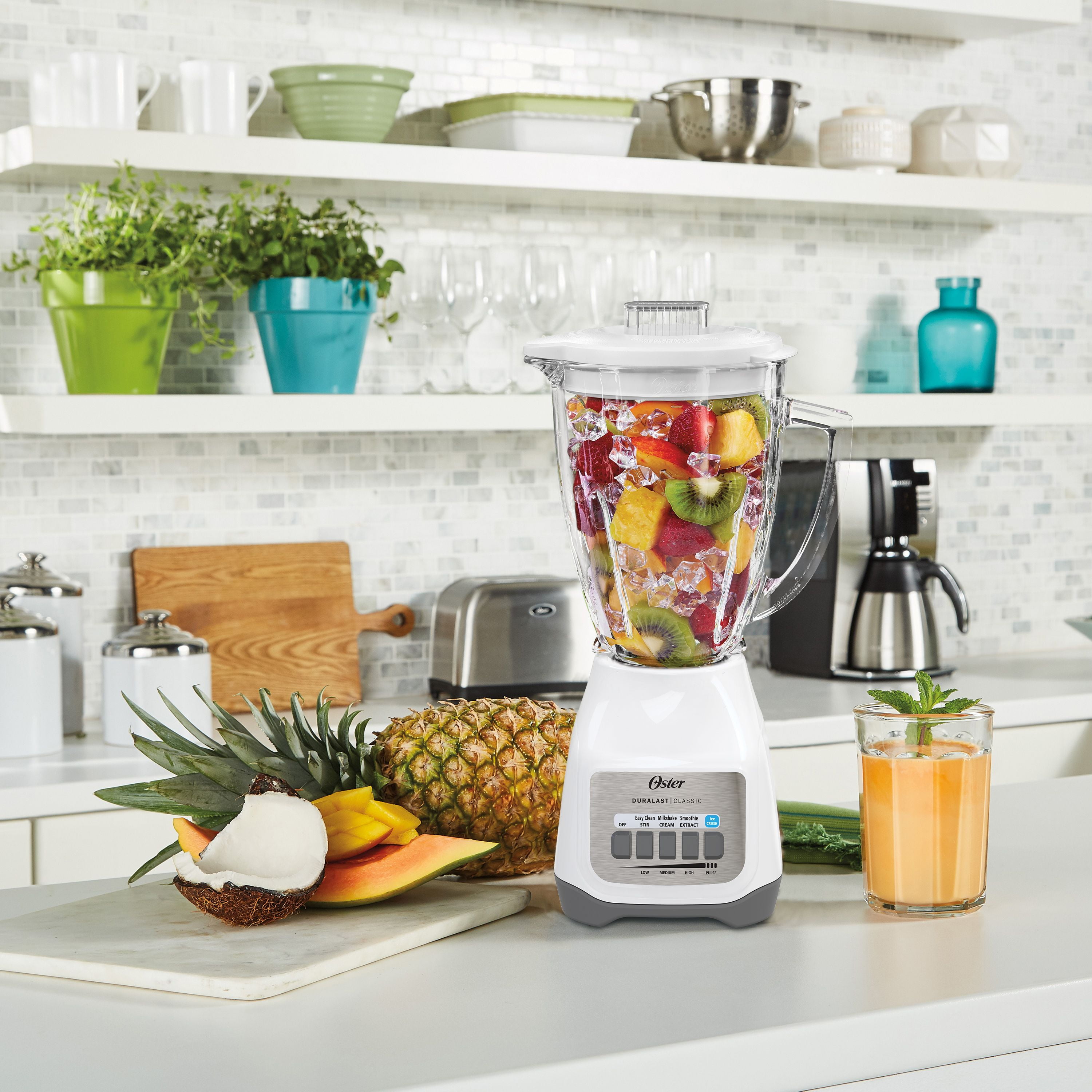 Oster Classic Series 5-Speed Blender with Plastic Jar - White - Shop  Blenders & Mixers at H-E-B
