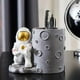 thumbnail image 3 of Estatuas De Astronauta De Resina, Portalápices, Figurita Tallada En Escritorio, Organizador De Adornos De Mesa Kearding HA040784-02, 3 of 6