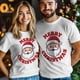 thumbnail image 4 of Camisetas gráficas informales de manga corta para hombre con texto "Feliz Navidad, Papá Noel", 4 of 8