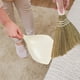 thumbnail image 5 of Escoba pequeña de mano, suave y práctica para interiores. Ideal para la limpieza del hogar., 5 of 7
