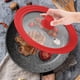 thumbnail image 5 of Tapa universal - Tapas de silicona para ollas y sartenes - Tapa de hierro fundido - Tapa para olla de vapor - Ventilación de vapor Cool Touch Borde de silicona de vidrio templado de varios tamaños Apto para lavavajillas (11 pulgadas, rojo) Sincero Electrónica, 5 of 5