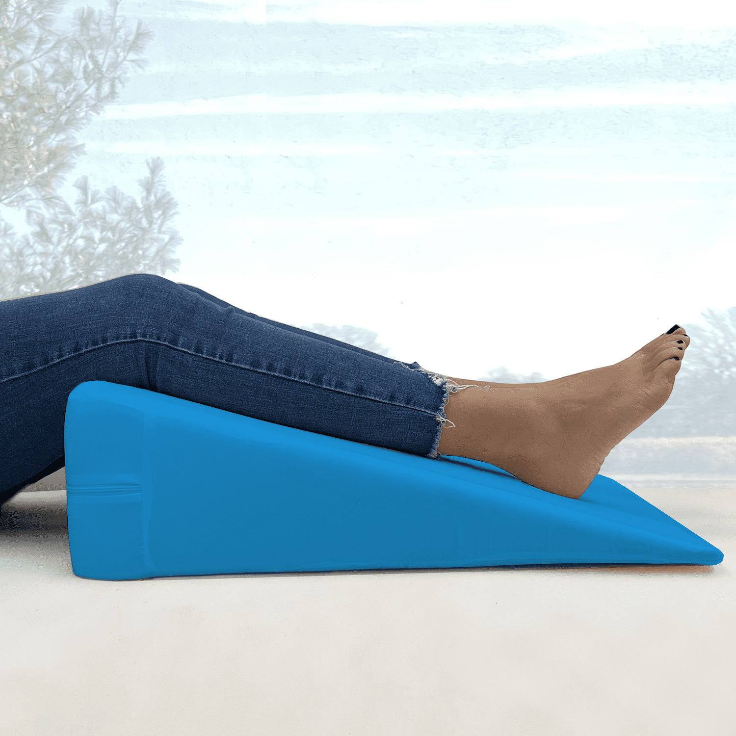 Fun Pillow® Wedge with Memory Foam Top Layer, Cosmic Blue
