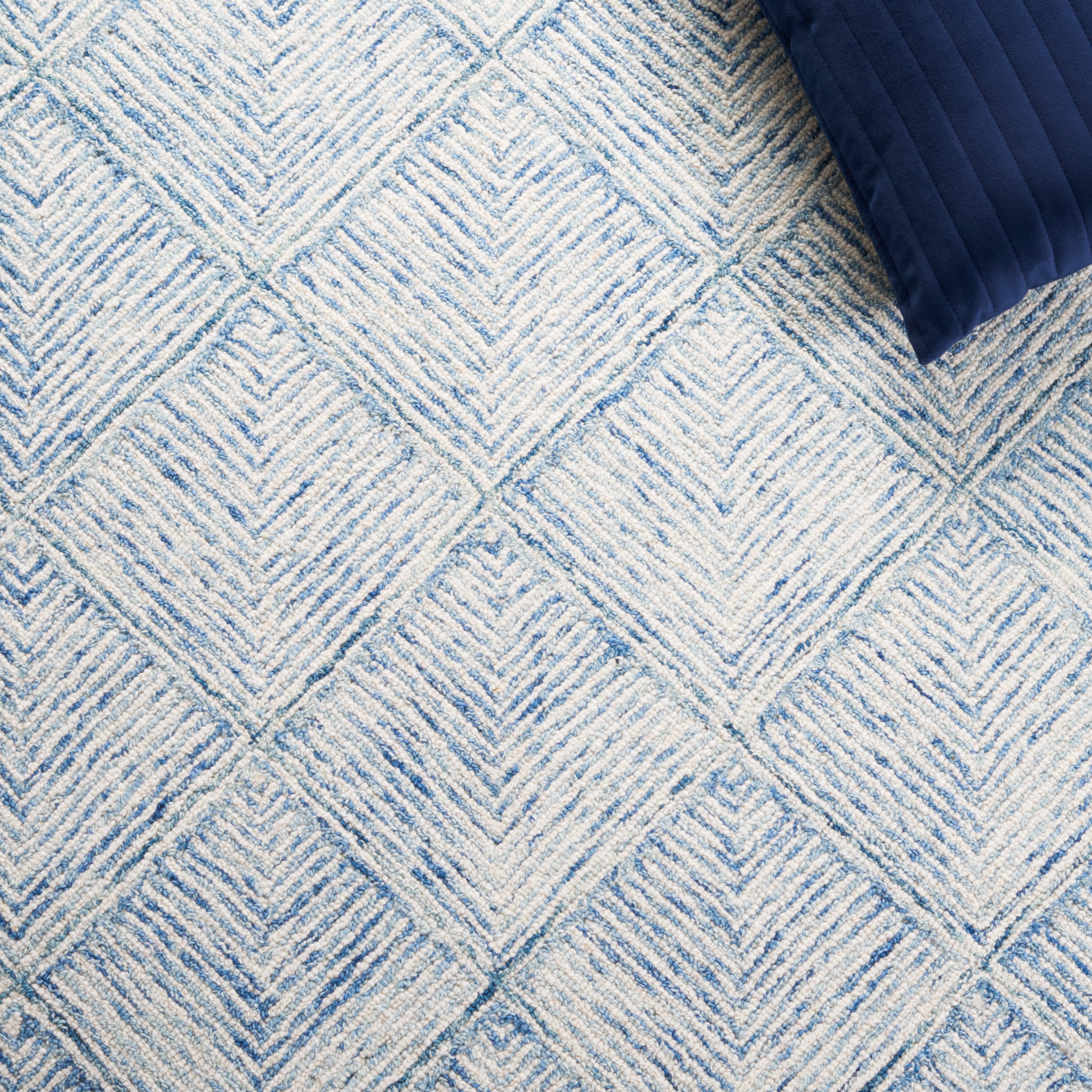 SAFAVIEH Abstract Trent Geometric Runner Rug, Blue/Ivory, 2'3" x 9'