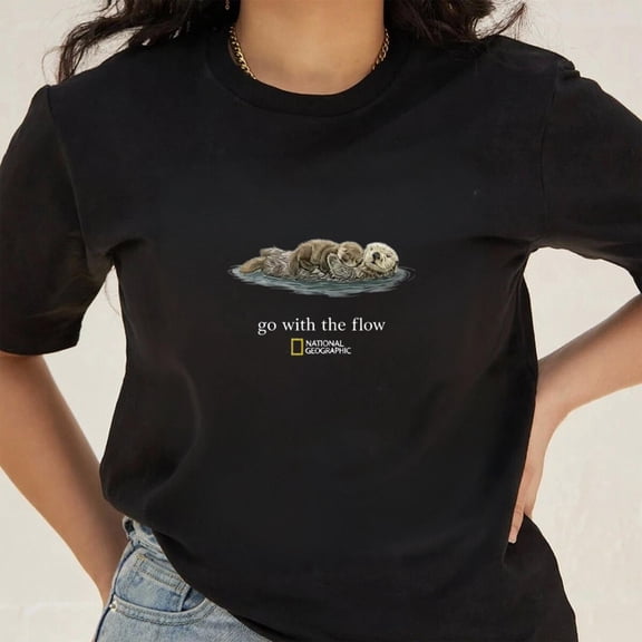 National Geographic Otter Graphic T-Shirt Go With The Flow Vintage 90s Tee soft nature top animal graphic tee