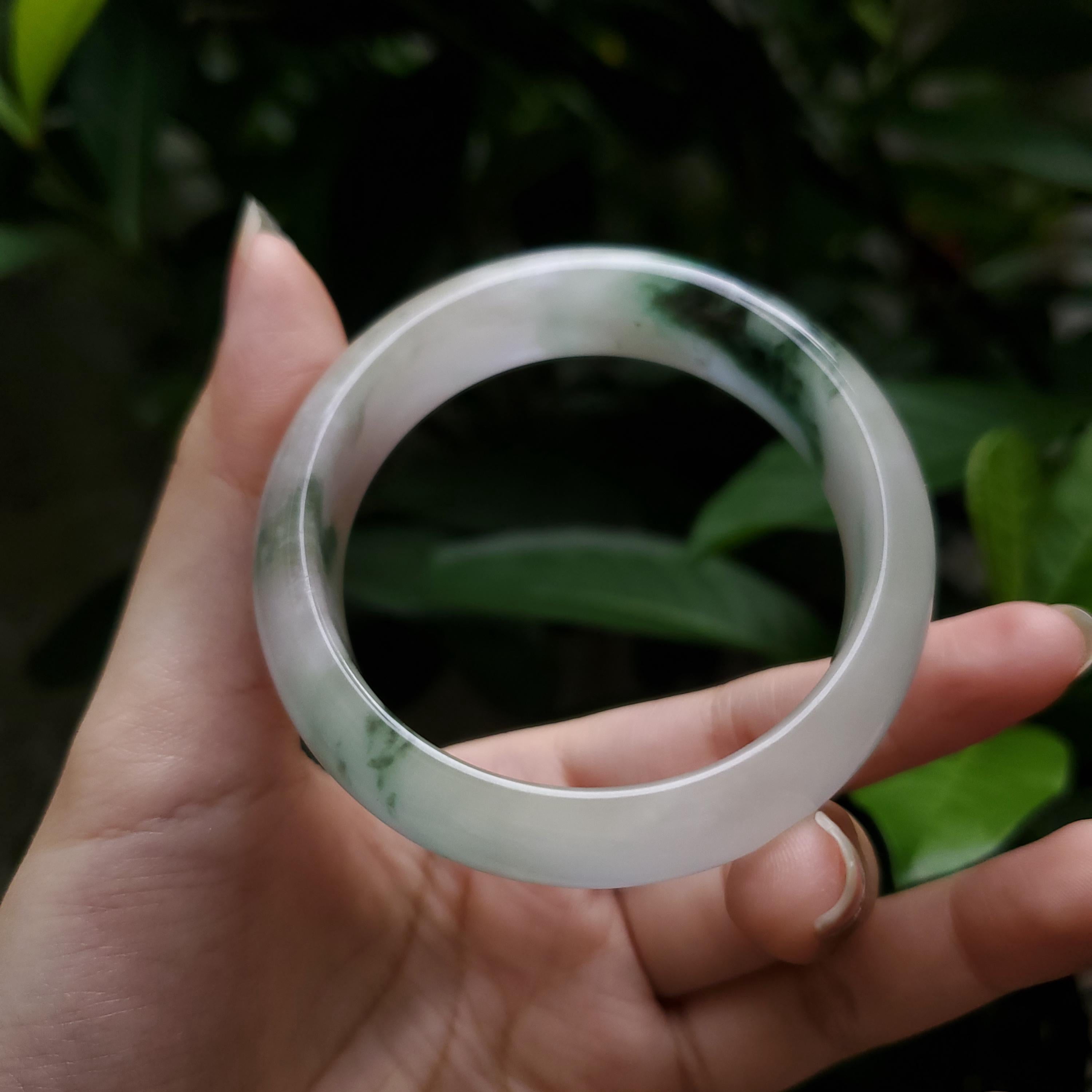 Jade Bangle 48-60mm up | Yingmart White To Dark Green Jade Jadeite Bracelet for Men, Women, Grandmother, Sister – Vintage Elegance (SizeAdvice)