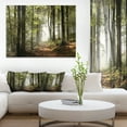 thumbnail image 1 of Forêt d'Automne Verte avec Rayons de Soleil, 1 of 3