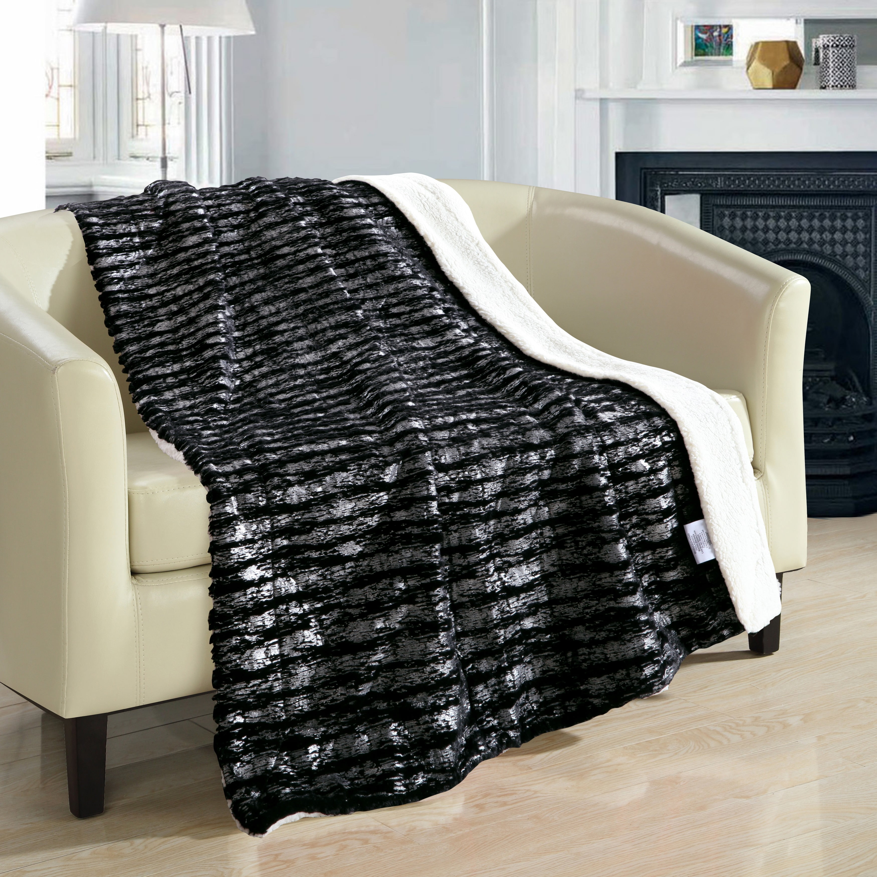Jeffrey Banks Plaid Throw with Fringe  Blanket Coverlet Baby 