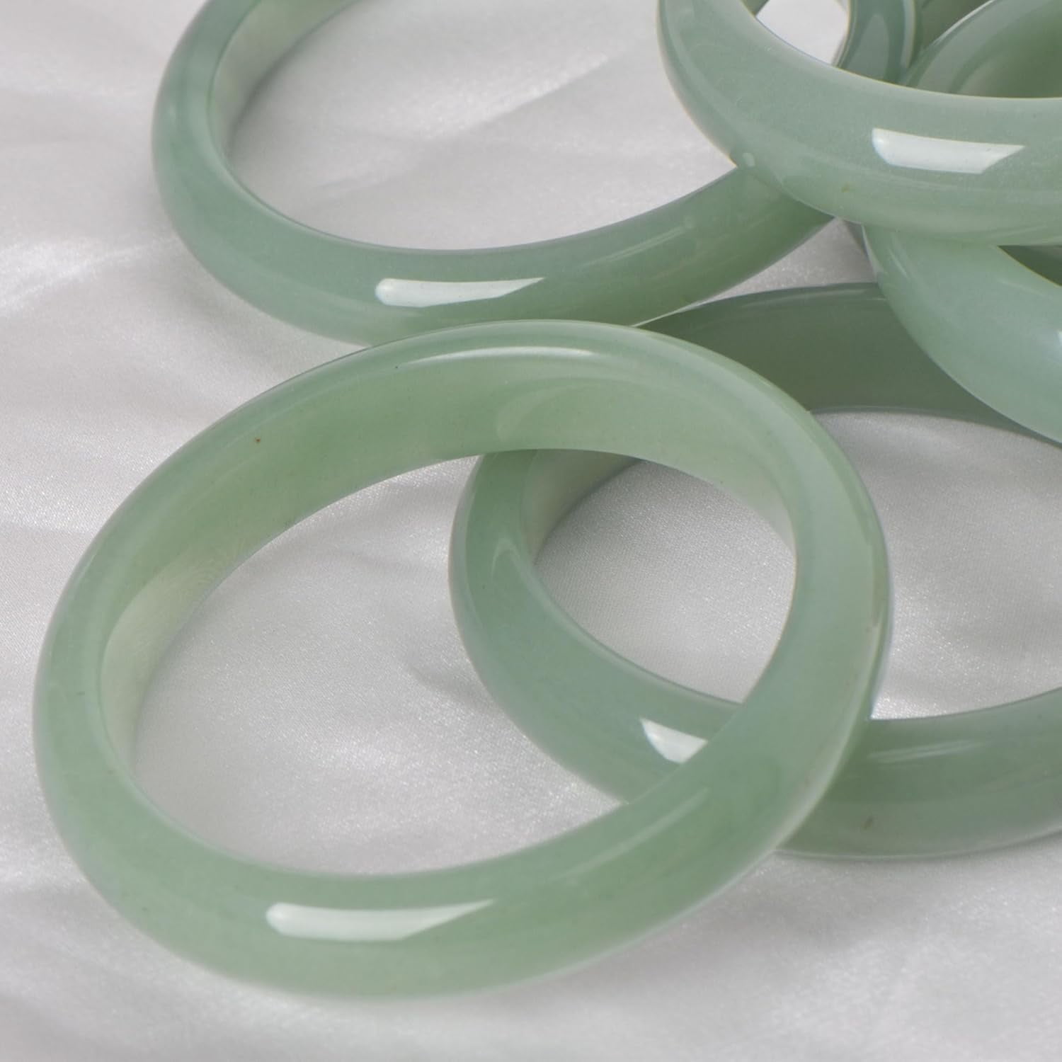 Green Natural Jade Bangle Bracelet for Women Healing Protection Good Luck Natural Gemstone Fengshui Jewelry for Wife Mother's Day Gift for Mom