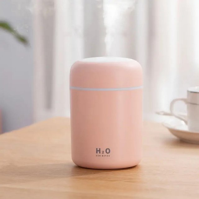 Mini humidificador portátil, colorido, niebla fría, alimentado por USB. Perfecto para recámara, oficina y coche (300 ml, rosa)