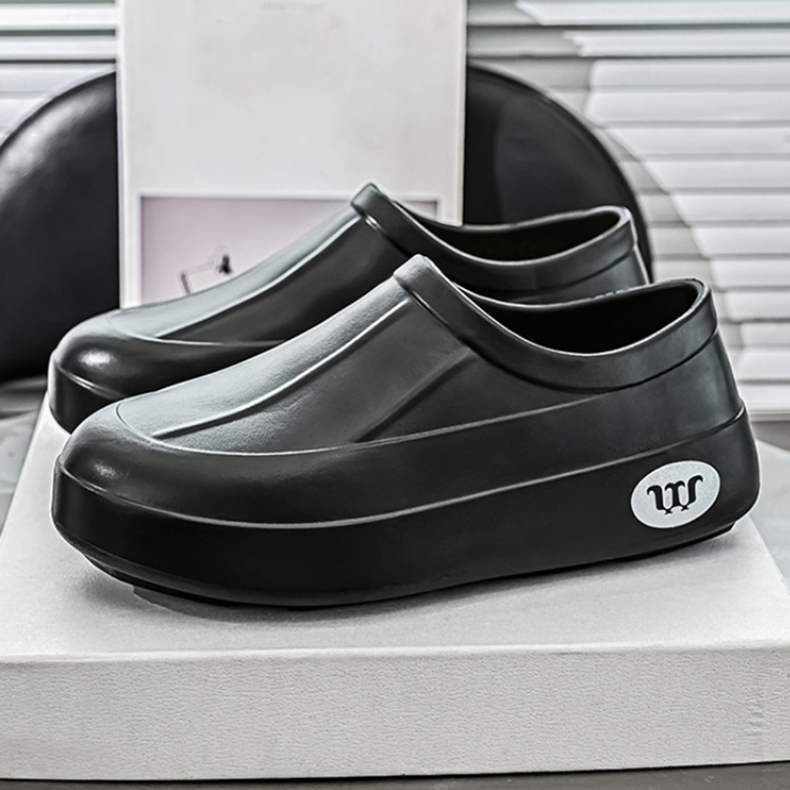 Dakaela Chef Shoes for Men Women Non Slip Oil Resistant Waterproof Lightweight Kitchen Work Clogs
