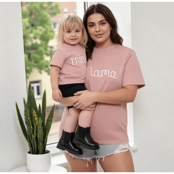 Mommy and Me Matching Shirt Short Sleeve Letter Embroidery Summer T-shirt Family Outfits
