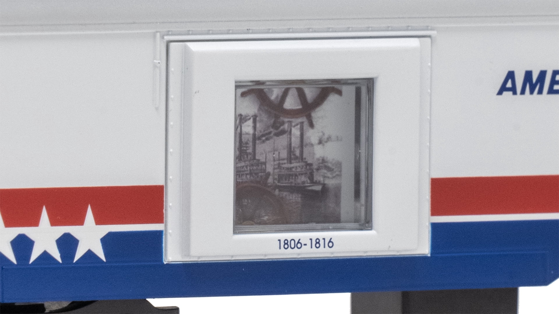 Bachmann Trains - LIMITED EDITION AMERICAN FREEDOM TRAIN CARS with LIGHTED DISPLAYS - EXHIBIT CAR #102 1796-1816 - HO Scale