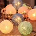 thumbnail image 4 of Guirnalda de luces decorativas de bolas de algodón para Navidad, hecha a mano, con hilo de 20/40 bolas, con pilas o USB, para fiestas familiares, 4 of 5