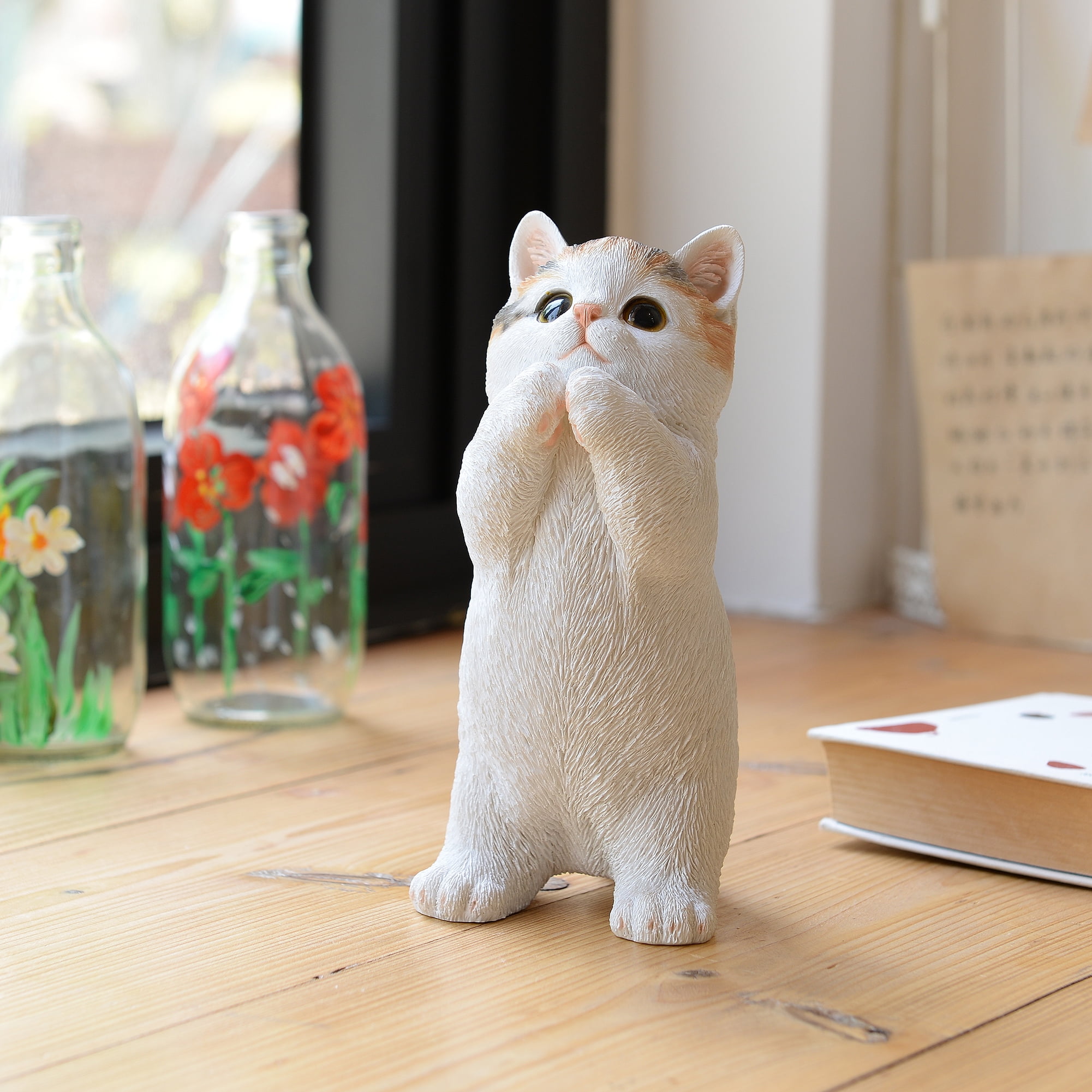 Hi-Line Gift Ltd 87757-02 Ginger Cat Looking Back Garden Statue