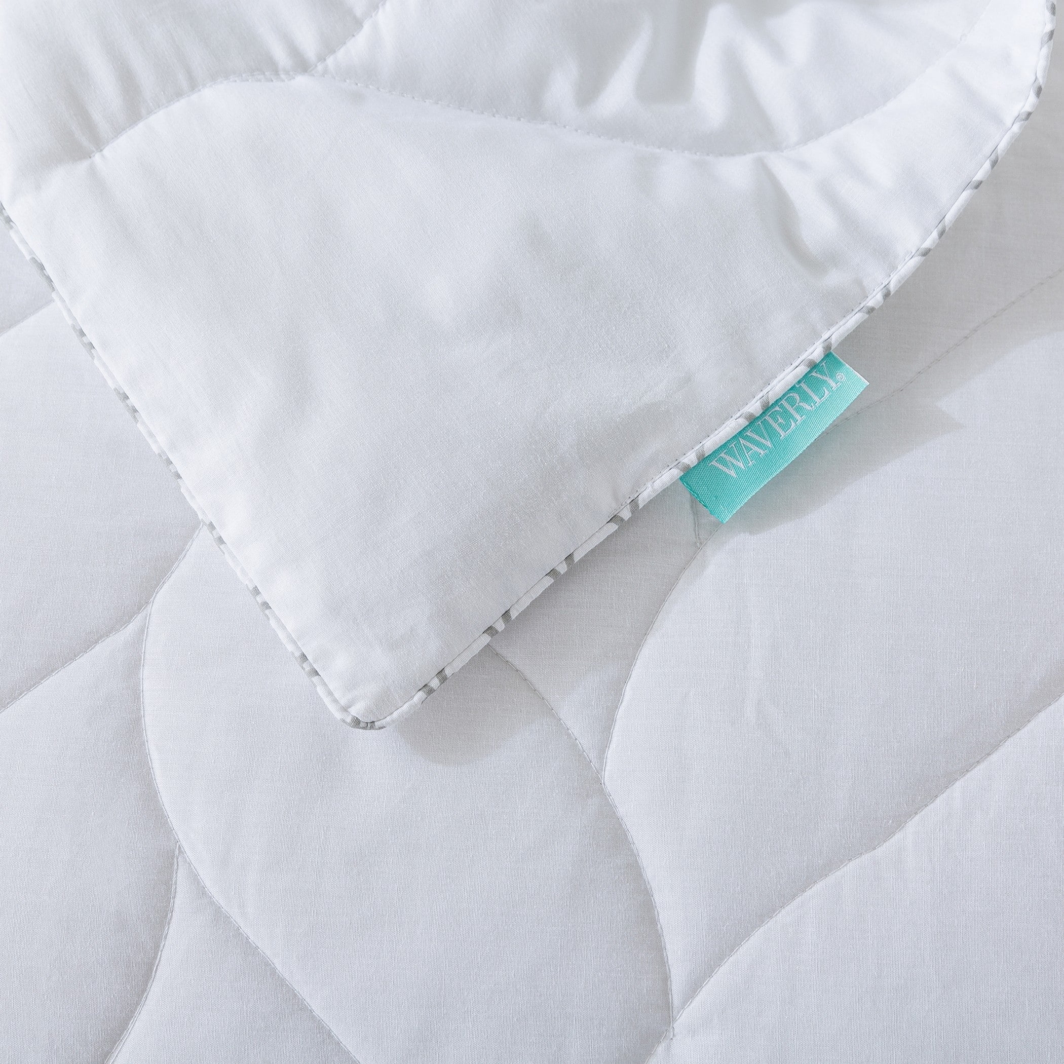 Waverly Cotton White Duck Down Blanket - Full/Queen