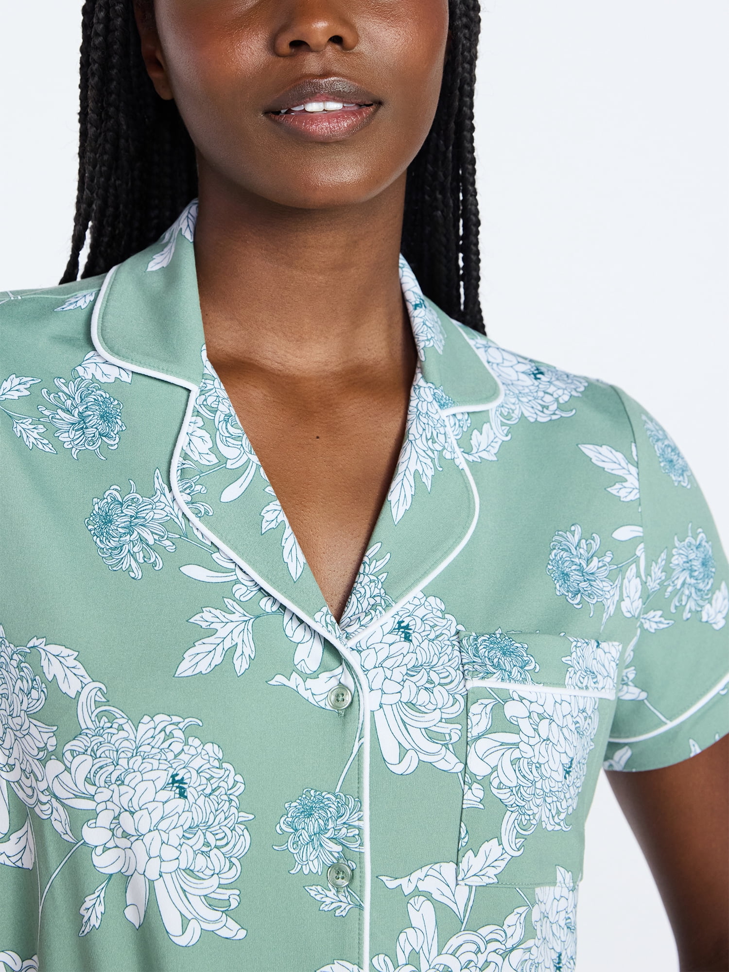Joyspun Women's Dreamy Soft Collection Notch Collar Top and Shorts Pajama Set, 2-Piece, Sizes XS-3X