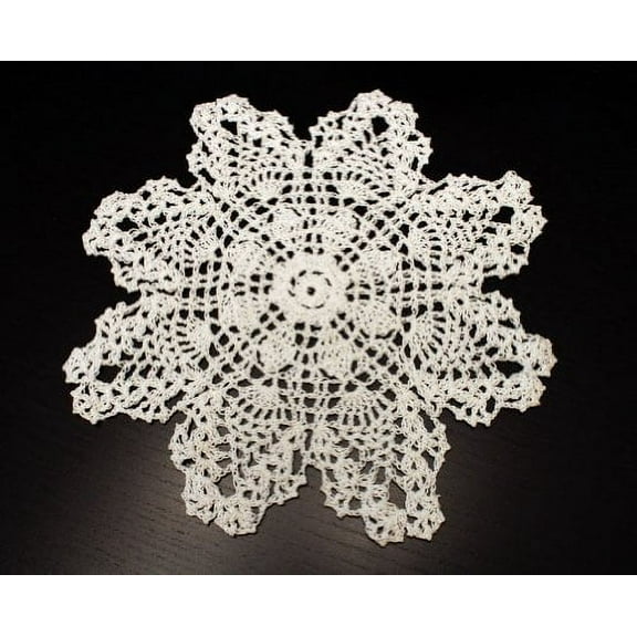 Handmade Crochet Lace Pineapple White Doily. 10 Inch Round. 100% Cotton. 4 Pieces.