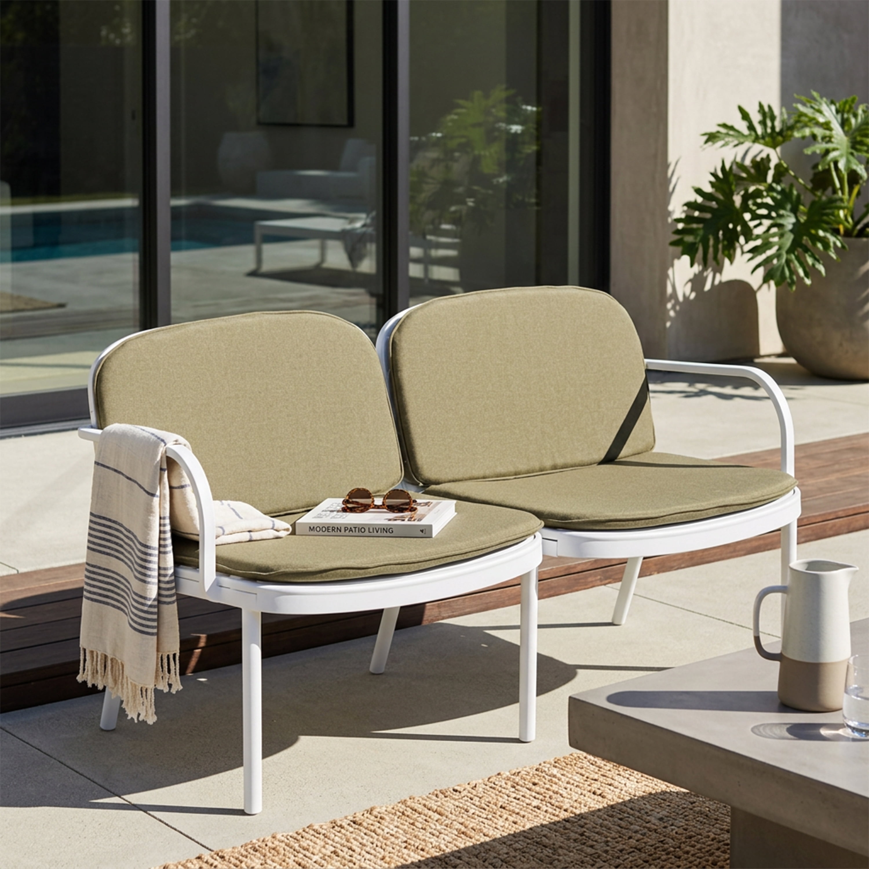 Outdoor PP Frame Patio Loveseat for Garden Balcony Deck, White