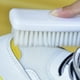 thumbnail image 5 of Cepillo para zapatos y cepillo de limpieza multiusos | Cerdas blandas, mango largo, plástico duradero | Baño, Moqueta, Baldosas, Limpiador de suelos | Empuñadura ergonómica | Rosa, azul, verde, 5 of 6