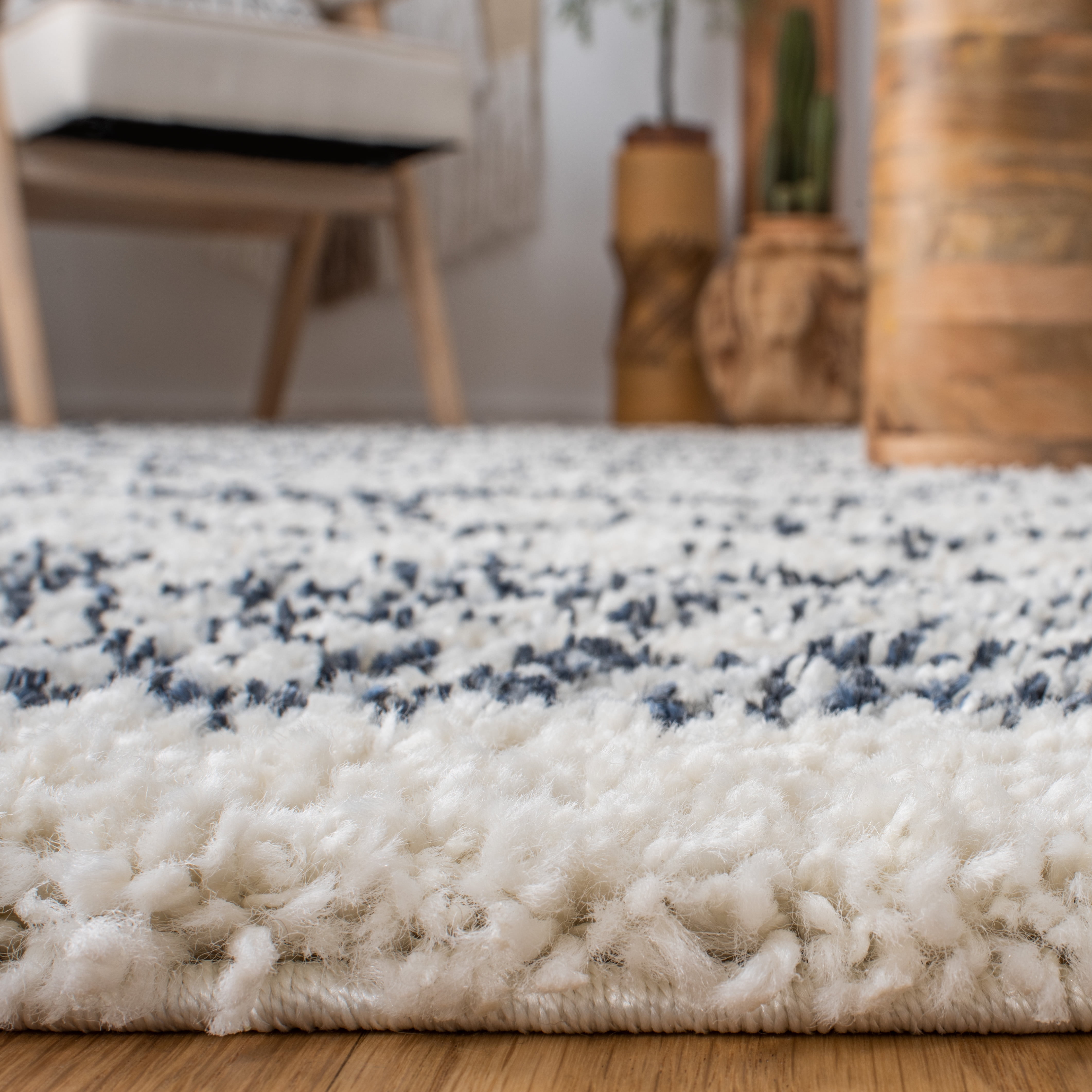 SAFAVIEH Arizona Teagan Geometric Shag Area Rug, Ivory/Slate, 6'7" x 6'7" Round