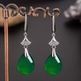 thumbnail image 2 of Pendientes de jade verde Calcedonia Gota de agua Pendientes de encanto Joyería de jadeíta tallada Joyería de lágrima verde esmeralda, 2 of 5