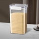 thumbnail image 1 of Recipientes herméticos para almacenar alimentos | Juego de 4 piezas con tapa | Frascos de cocina apilables para harina, azúcar, refrigerios y productos secos | Plástico sin BPA, 1 of 3