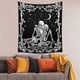 thumbnail image 4 of Tapiz de calavera de The Kissing Lovers, tapices de esqueleto de constelación romántica en blanco y negro, decoración de pared para sala de estar y dormitorio (51,2" x 59,1") oso de fresa Electrónica, 4 of 5