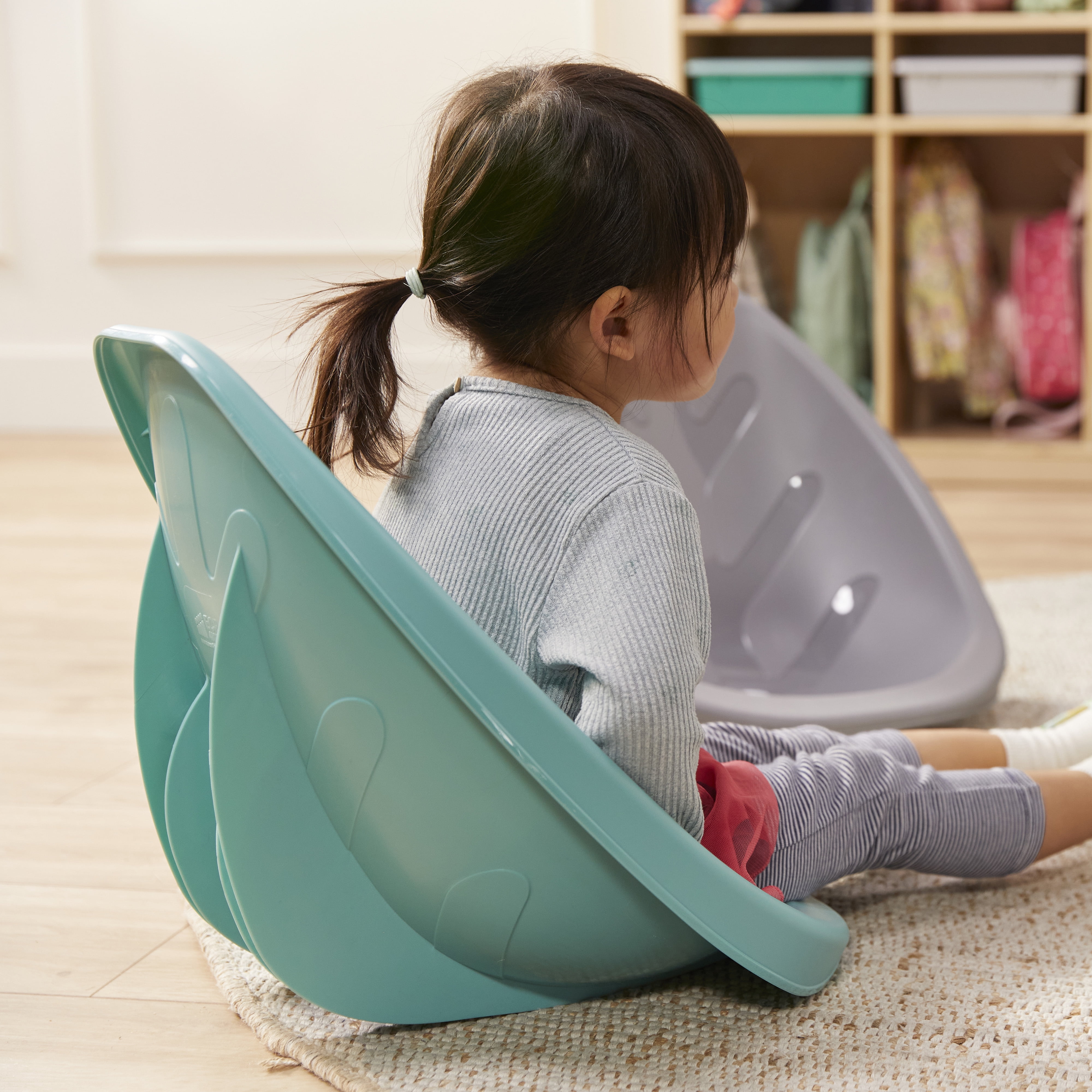ECR4Kids Plastic Leaf Scoop Floor Rocker Seat, Classroom Furniture, Contemporary, 6-Piece