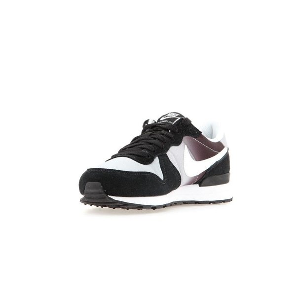 Nike on sale internationalist glitter