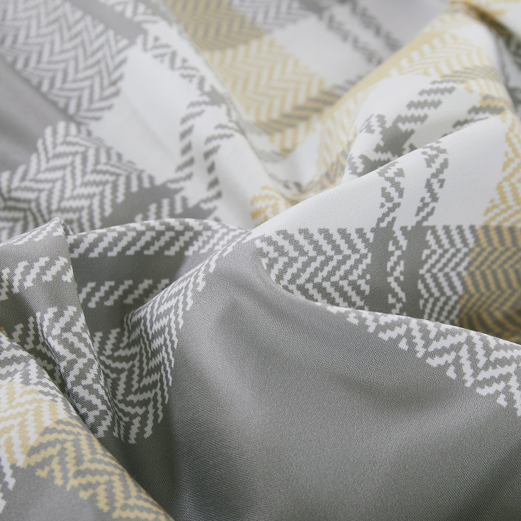 Chaps Kids 2-Piece Reversible Microfiber Comforter and Sham Bedding Set - Diagonal Plaid - Tartan Olive/Brown - Size Twin