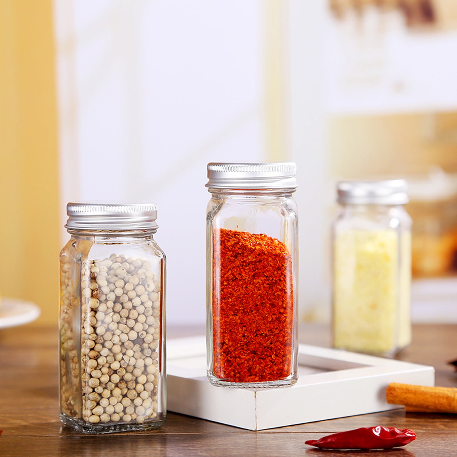 Limei 1 Pack Glass Spice Jars, Reusable Clear 4 OZ Square Seasoning  Containers with Silver Metal Caps and Pour/Sift Shaker Lids Spice Jars with  Labels