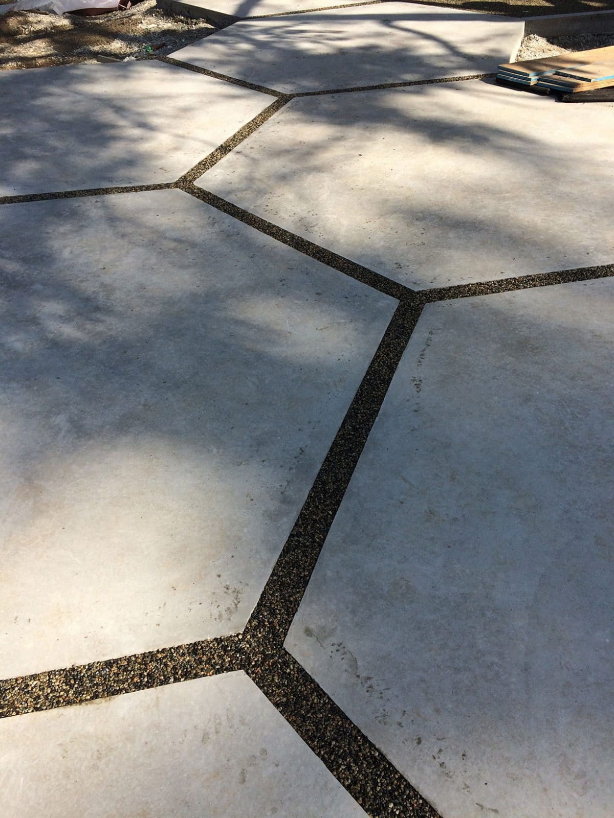 Rompox Easy – BASALT - Color Update. Pre-Mixed Permeable Joint Compound for patios, pavers, & DIY Projects. Water Permeable, Weed Resistant, Frost Safe, Quick Install. Made in Germany/USA 33 lbs.