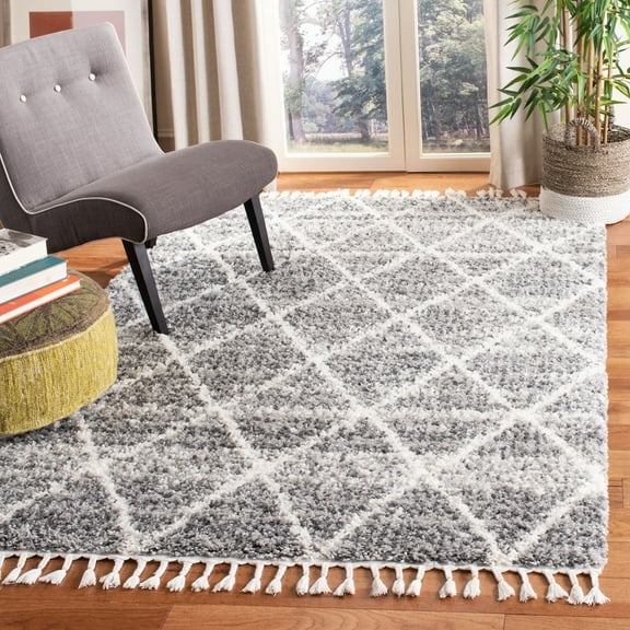 SAFAVIEH Melrose Bristol Geometric Diamonds Shag Area Rug, Grey/Ivory, 5'3" x 7'6"