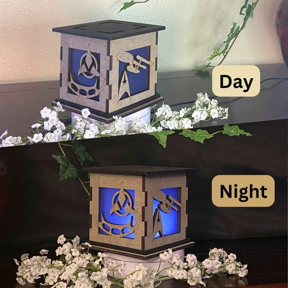 Star Trek Light Box | Klingon Desk Lamp | Gifts for Dad