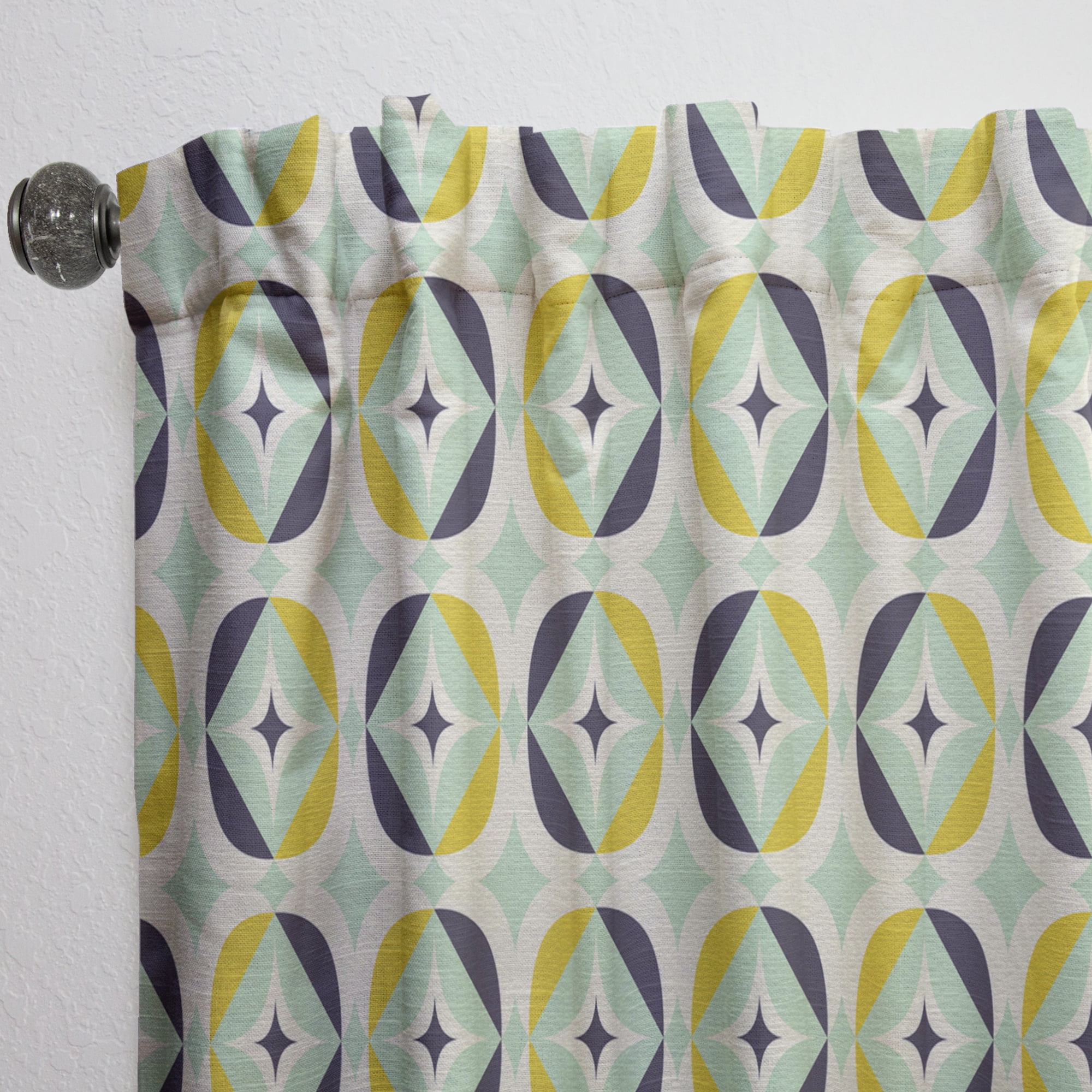Designart 'Diamond Retro Pattern V' Mid-Century Modern Curtain Panel