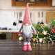 thumbnail image 5 of Figura de gnomos navideños sin rostro con patas largas retráctiles, decoraciones navideñas, 5 of 7