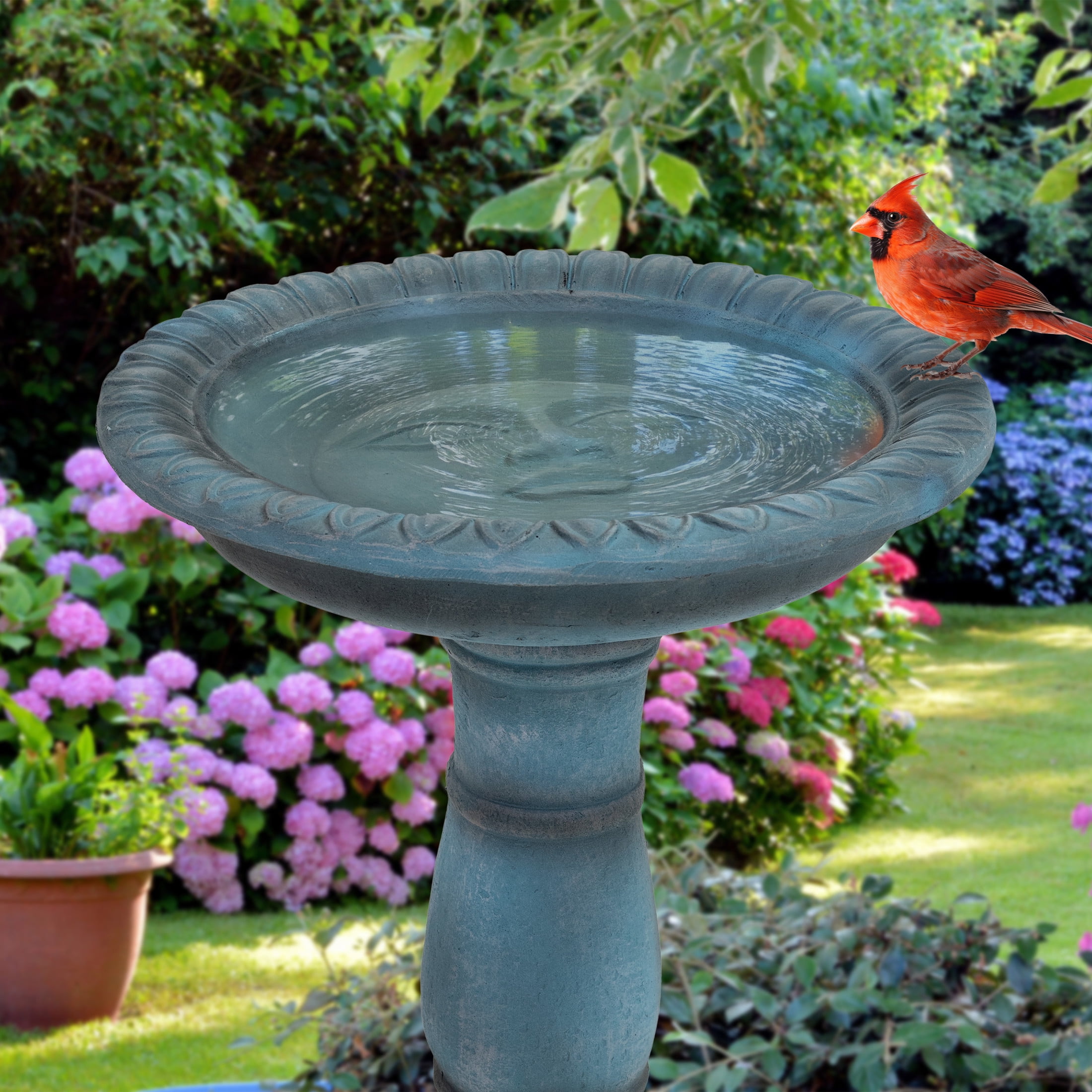 Sunnydaze Facade du Soleil Freestanding Glass Fiber Reinforced Concrete Outdoor Bird Bath, Green