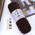 thumbnail image 1 of Nvzi Hilo de terciopelo de 300 g para tejer a ganchillo, hilo de chenilla esponjoso de terciopelo para mantas, hilo de felpa suave y grueso para tejer a ganchillo, café oscuro, 1 of 4