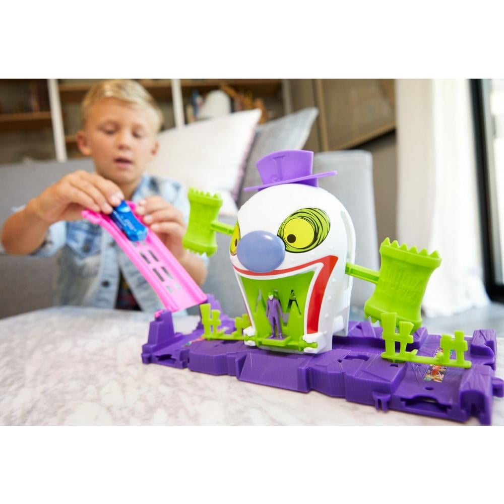 hot wheels dc comics the joker funhouse adventure playset