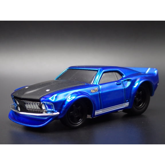 Open Box 1969 69 FORD MUSTANG GT FASTBACK BLUE 1/64 SCALE DIORAMA DIECAST MODEL CAR