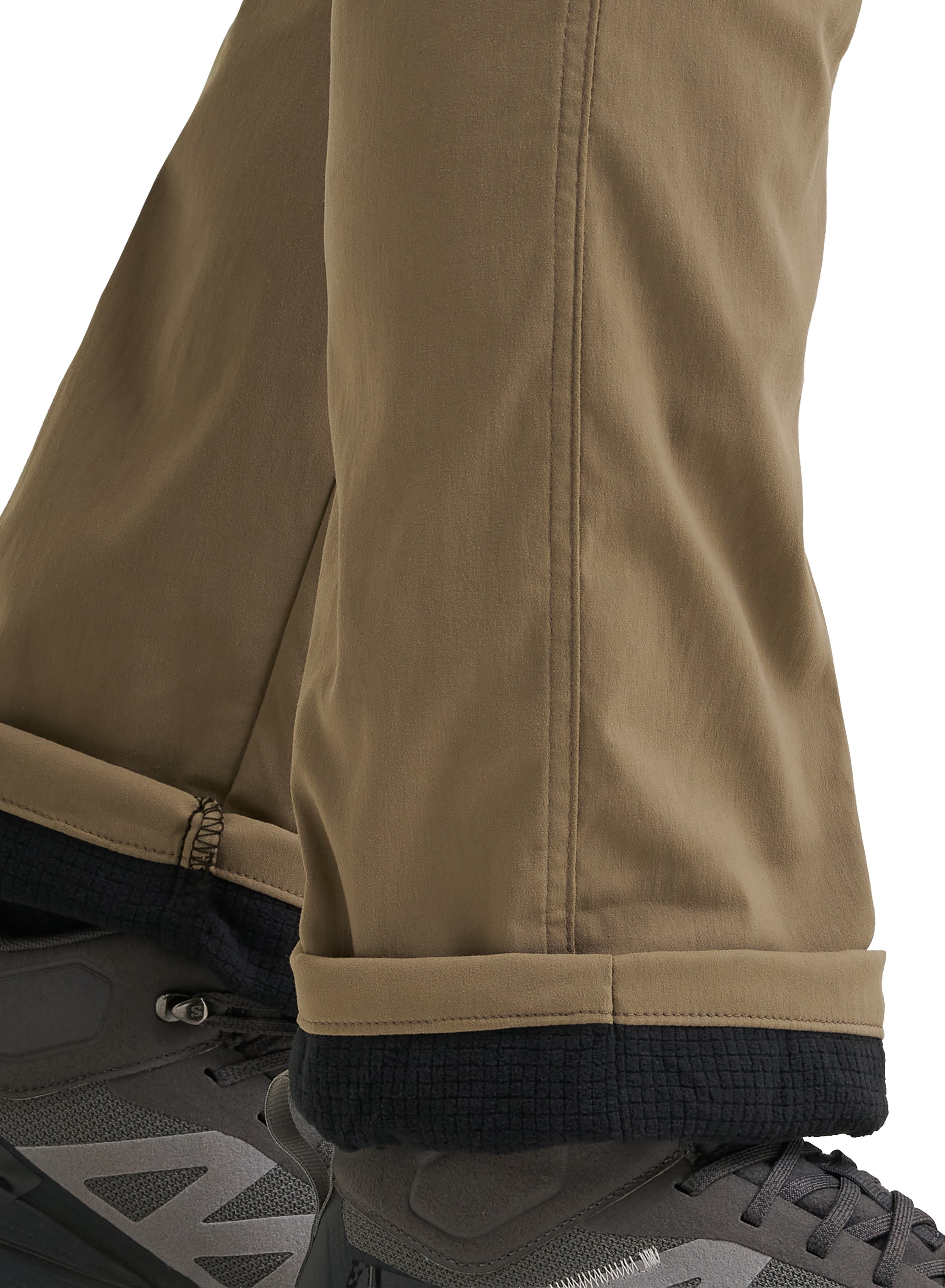 Wrangler® Men's Outdoor Fleece Lined All Terrain Cargo Pant