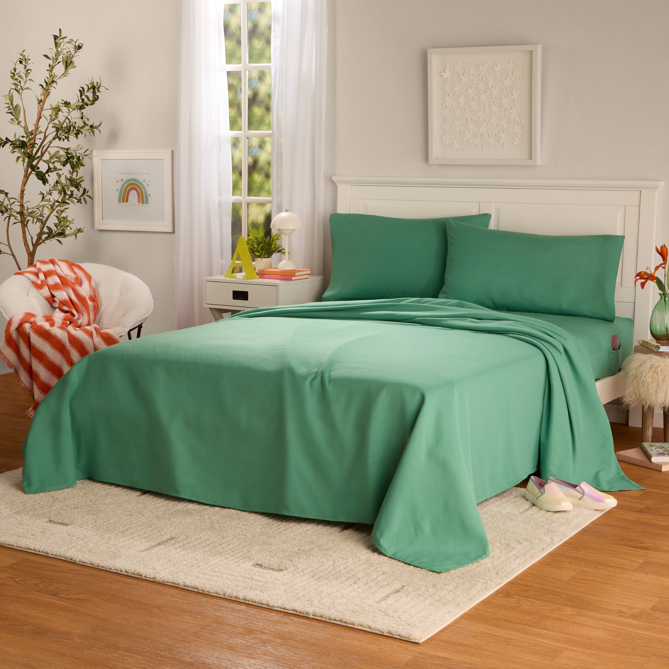 Mainstays by Becky G. & Alejandra 4-Piece Green Lily Super Soft Microfiber Bed Sheet Set, Queen