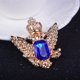 thumbnail image 5 of Broche de águila de cristal con forma de botón para camisa, accesorio para traje, para hombre y mujer Dorado + azul, 5 of 9