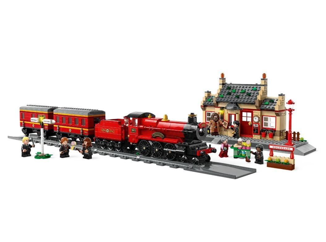 LEGO Harry Potter 76423 - Hogwarts Express ™ Train Set with Hogsmeade Station™