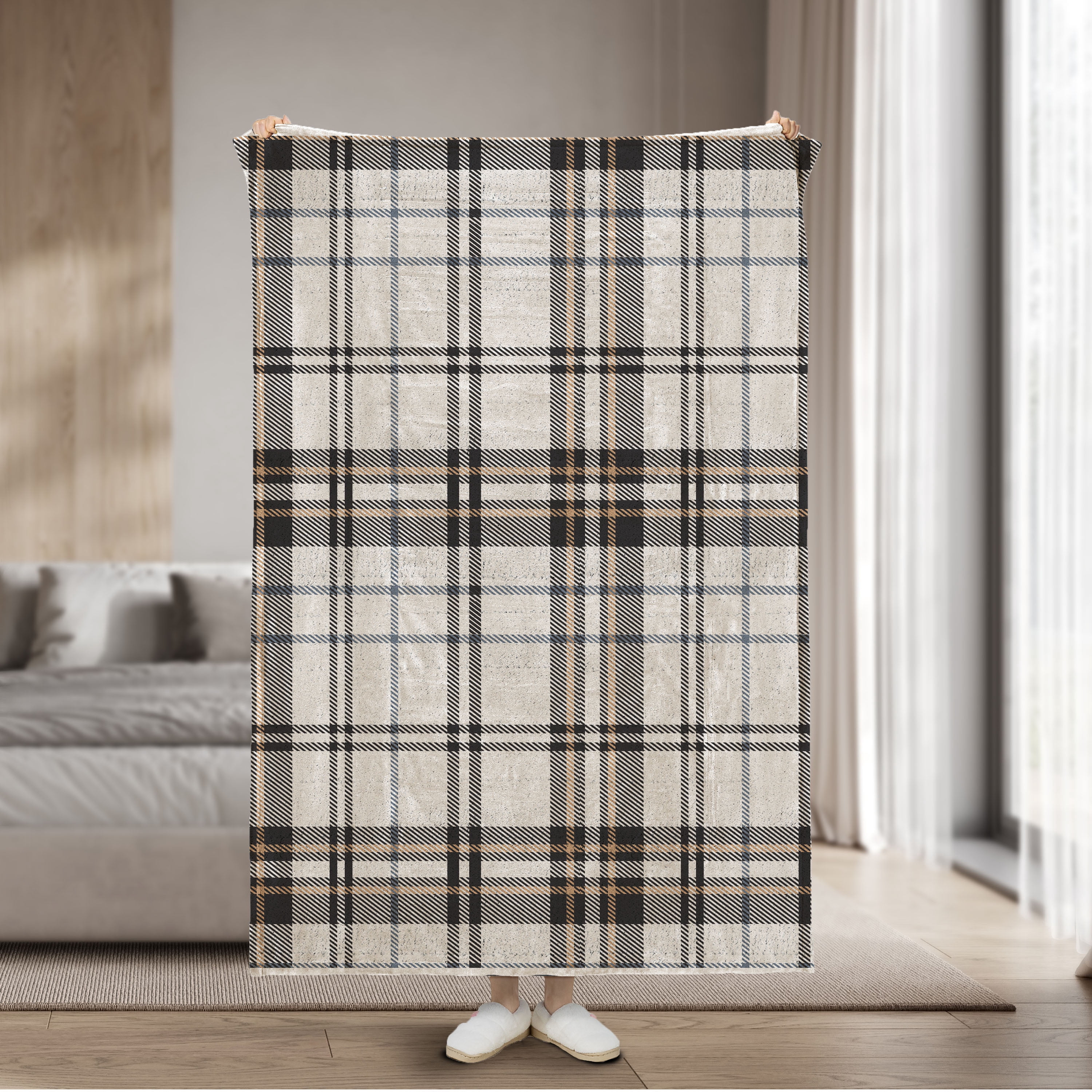 Couverture chauffante Sunbeam à carreaux noirs en microplush imitation peau de mouton 4 niveaux de chaleur, 50 x 70 po