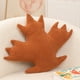 thumbnail image 4 of Cojín de hoja de arce de Navidad | Cojín decorativo y mullido para sofá y cama | Tela Marrón Roja | Decoración ergonómica suave para casas navideñas | 55x45cm | Lavable, 4 of 6