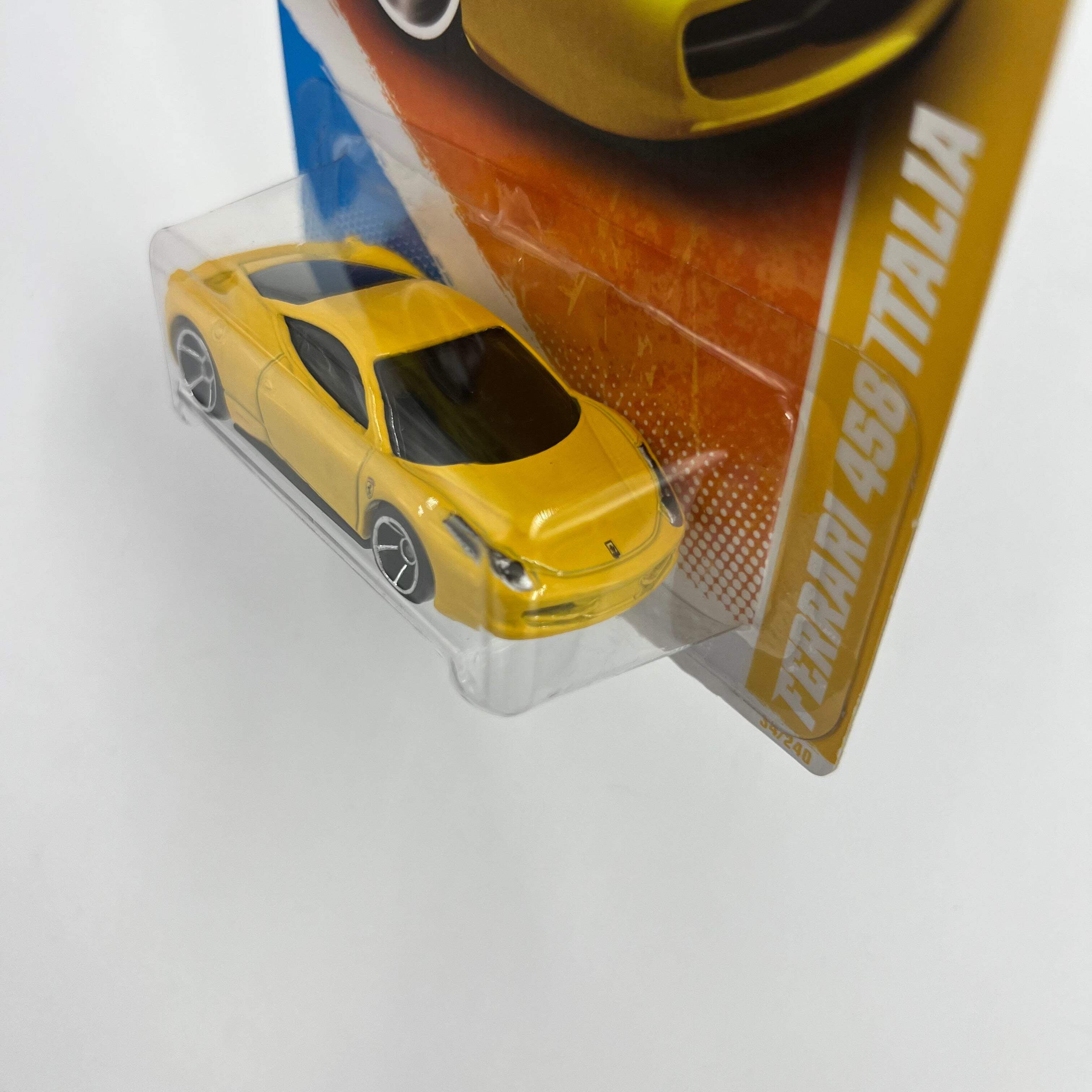 Hot Wheels 2014 Workshop 2013 Red Chevy Camaro Special Edition